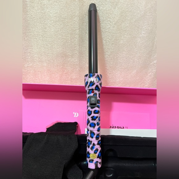 Eva NYC Downtown 19mm Tourmaline Clip-Free Curler in Purple Leopard, never used - Picture 8 of 11